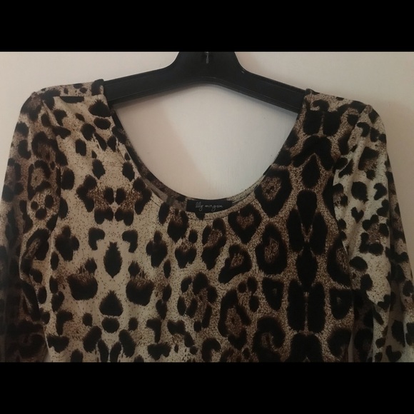 Stunning leopard print ,soft material, like new - Picture 3 of 3